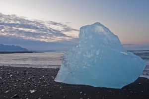 An iceberg on the shores of Mýrabugur⁩.