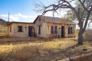 Abandoned house in Cuervo, New Mexico